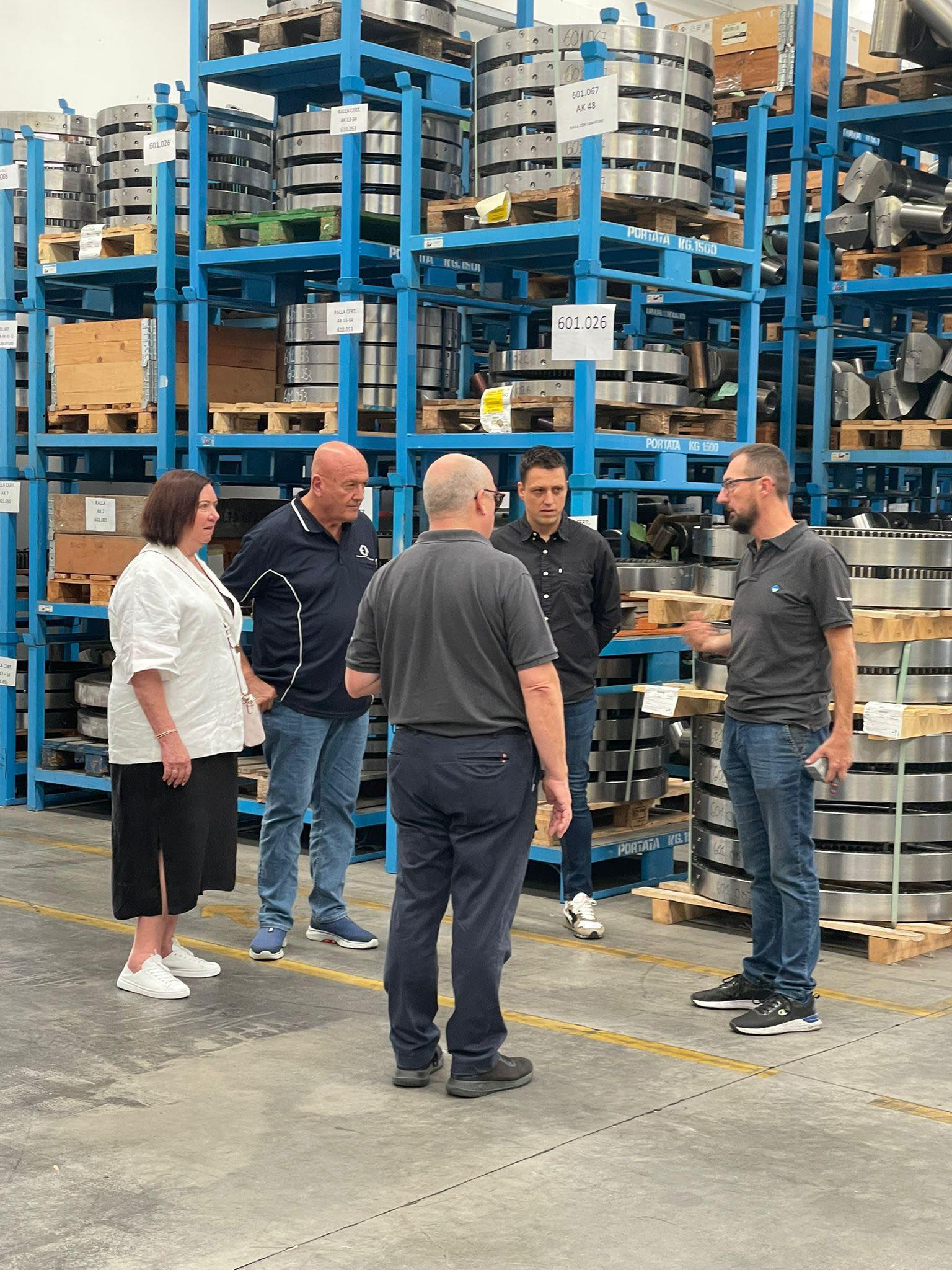 FROM AUSTRALIA TO HS.MARINE HEADQUARTERS - HS.MARINE The Ultimate Crane ...