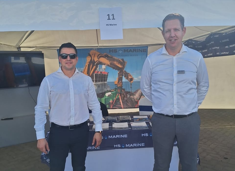 MEETING TIME IN DAMEN. HS.MARINE IS THERE